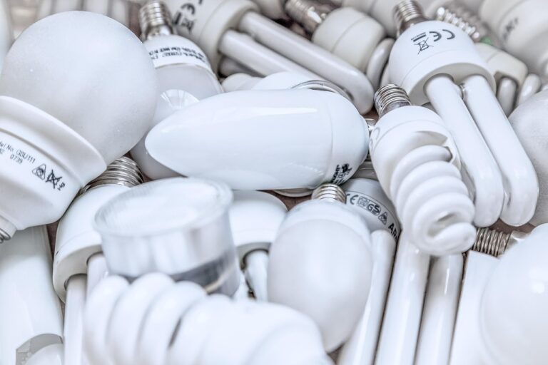 Energiesparen Tipps für zuhause mit Heizung, Strom und Wassernutzung Kosten senken