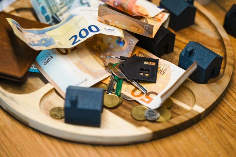 Preise Verdopplung im Energiebereich Herausforderung für Haushalte und Industrie Praxisratgeber zeigt kostenlose Krisenvorsorge für Sicherheit bei Stromausfällen und Notfällen