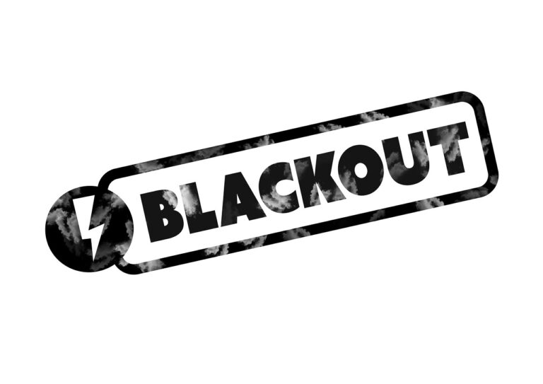 Vorbereiteter Schlafplatz bei Blackout mit Isolierung und Schutz vor Kälte und Lärm